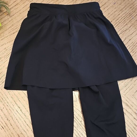 SPANX Booty Boost Skorted Legging XS Black - Picture 10 of 12